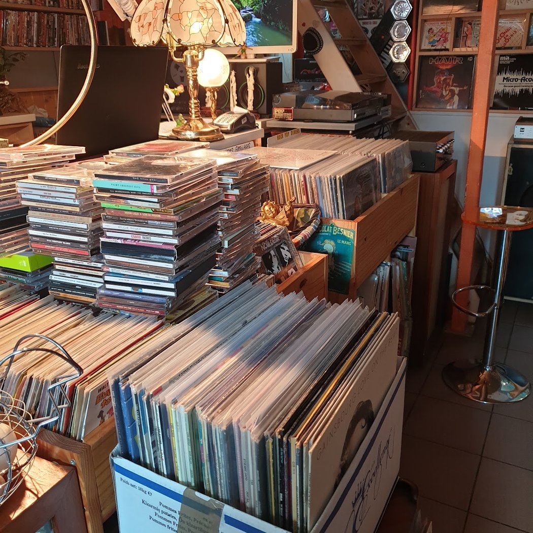 «Chez Philipe» Brocante 1